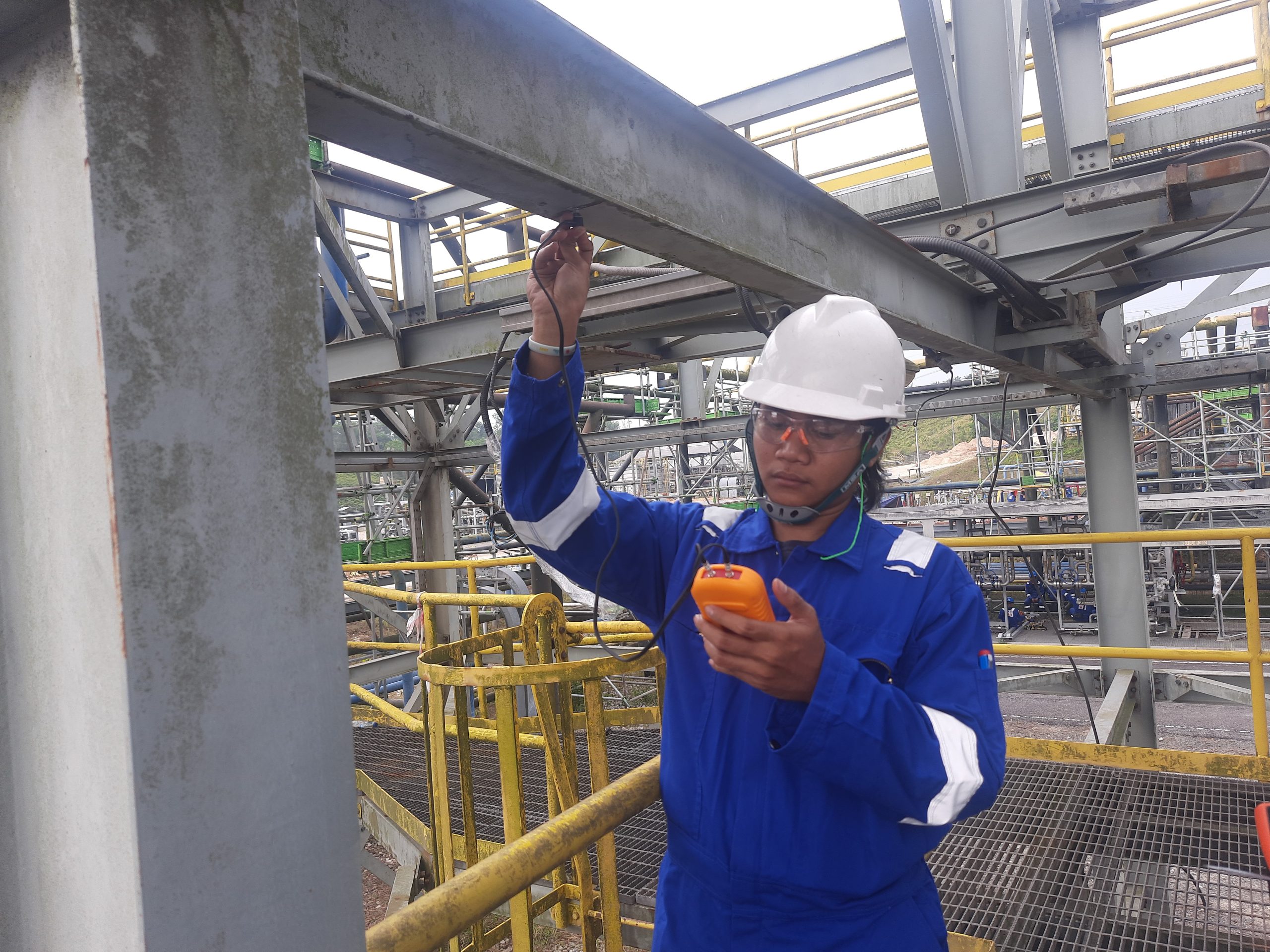 Ultrasonic Thickness Test Pengukur Baja
